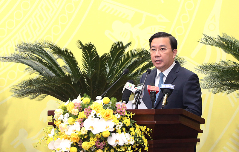 Đồng chí Chử Xuân Dũng - Phó Chủ tịch UBND TP báo cáo công tác phòng chống dịch