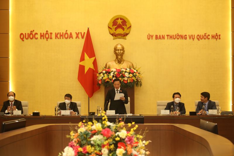 Ủy vi&ecirc;n Trung ương Đảng, Ph&oacute; Chủ tịch Quốc hội Nguyễn Khắc Định đ&atilde; gặp mặt Đo&agrave;n đại biểu dự chương tr&igrave;nh &ldquo;Tỏa s&aacute;ng nghị lực Việt&rdquo; năm 2021 s&aacute;ng 13/12