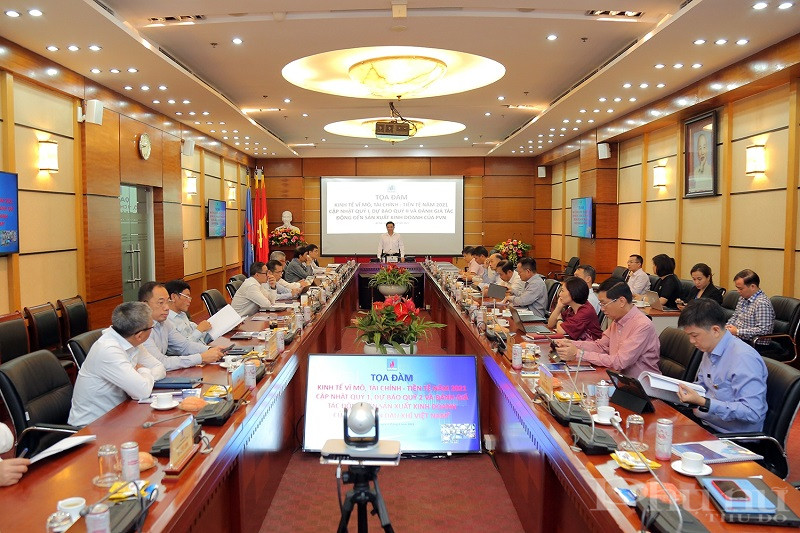 To&agrave;n cảnh buổi tọa đ&agrave;m.