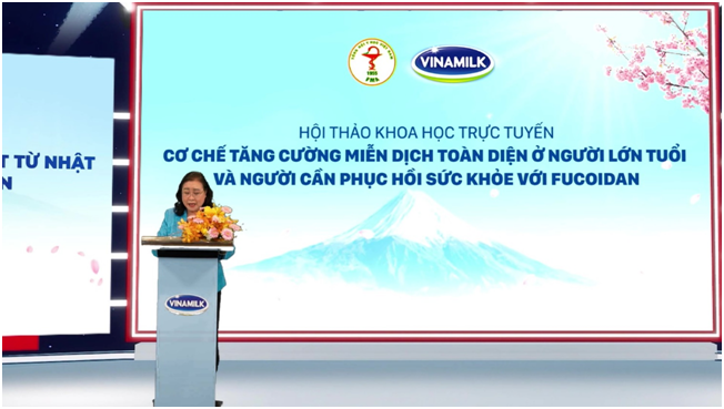 Chủ tọa hội thảo PGS.TS.BS Nguyễn Thị Ngọc Dung – Phó chủ tịch Tổng Hội Y Học Việt Nam, Chủ tịch Hội Y Học Tp. Hồ Chí Minh phát biểu khai mạc