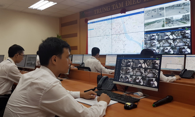 Nhờ những nỗ lực trong công tác cải cách hành chính, bộ máy chính quyền Thành phố đã có những bước tiến bộ đáng ghi nhận Nhờ những nỗ lực trong công tác cải cách hành chính, bộ máy chính quyền Thành phố đã có những bước tiến bộ đáng ghi nhận