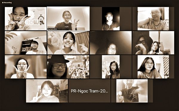 Các thành viên của dự án đang họp nhóm online để đảm bảo hoạt động của dự án vẫn được triển khai thông suốt trong bối cảnh dịch Covid-19