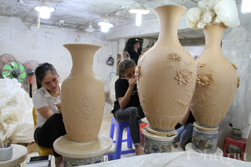 L&agrave;ng gốm B&aacute;t Tr&agrave;ng l&agrave; nơi lưu giữ những tinh hoa l&agrave;ng nghề truyền thống đất Kinh đ&ocirc;.