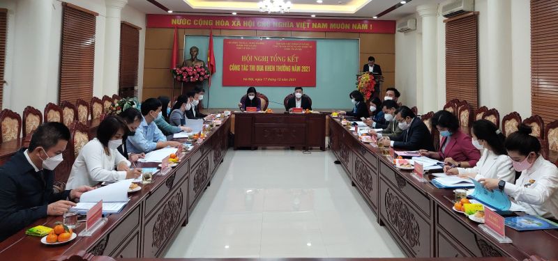 Các đại biểu tham dự hội nghị