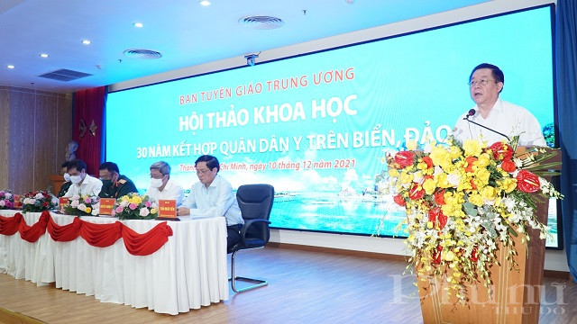 Đồng ch&iacute; Nguyễn Trọng Nghĩa - B&iacute; thư Trung ương Đảng, Trưởng Ban Tuy&ecirc;n gi&aacute;o Trung ương ph&aacute;t biểu chỉ đạo tại Hội thảo