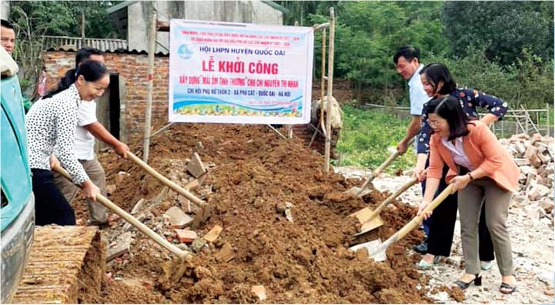 Hội LHPN huyện Quốc Oai khởi công xây dựng mái ấm tình thương chohội viên phụ nữ có hoàn cảnh khó khăn.