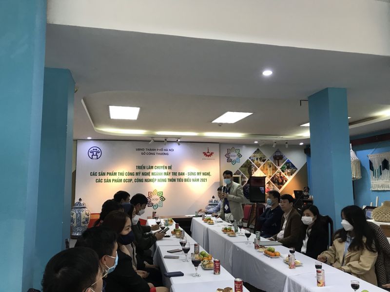 Triển l&atilde;m diễn ra từ 21/12 đến 31/12/2021