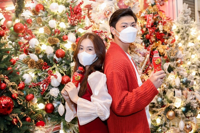 Thức uống thanh nhiệt giúp người trẻ tươi tắn bất ngờ chiếm spotlignt trong loạt hình check-in mùa Noel - ảnh 8