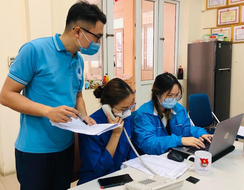 Đoàn Thanh niên các đơn vị thành lập tổ trực đường dây nóng (18/24)