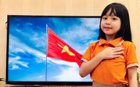 Học sinh dự khai giảng năm học mới theo hình thức trực tuyến