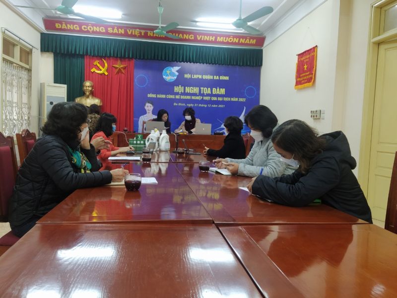 Các đại biểu tham gia tọa đàm trực tuyến Các đại biểu tham gia tọa đàm trực tuyến