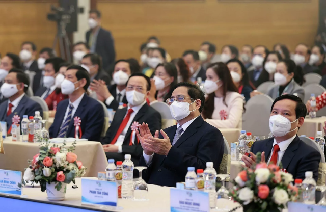 Thủ tướng Phạm Minh Ch&iacute;nh dự Đại hội Ph&ograve;ng Thương mại v&agrave; C&ocirc;ng nghiệp Việt Nam lần thứ VII.