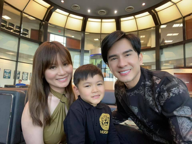 Sau 8 năm chung sống, cặp vợ chồng tưởng như lý tưởng, ca sĩ Đan Trường và bà xã Thủy Tiên đã chính thức chia tay. Sau 8 năm chung sống, cặp vợ chồng tưởng như lý tưởng, ca sĩ Đan Trường và bà xã Thủy Tiên đã chính thức chia tay.