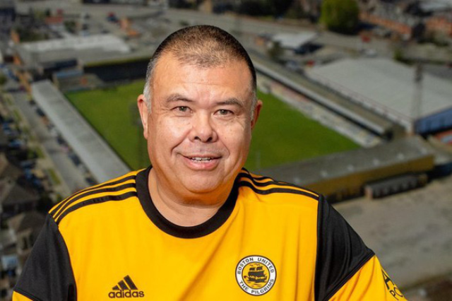 Giáo sư Van Tam nổi tiếng với phong cách gần gũi đại chúng, không quá hàn lâm.