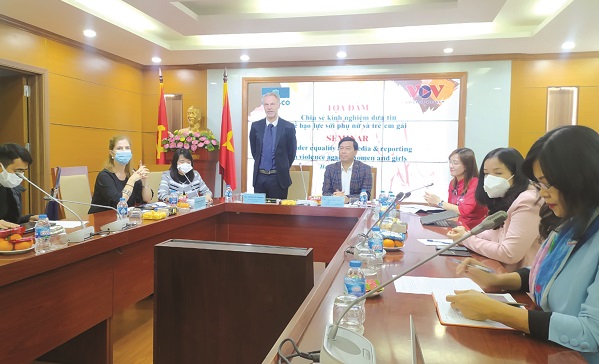 Ông Christian Manhart – Trưởng Đại diện UNESCO tại Việt Nam phát biểu tại Tọa đàm