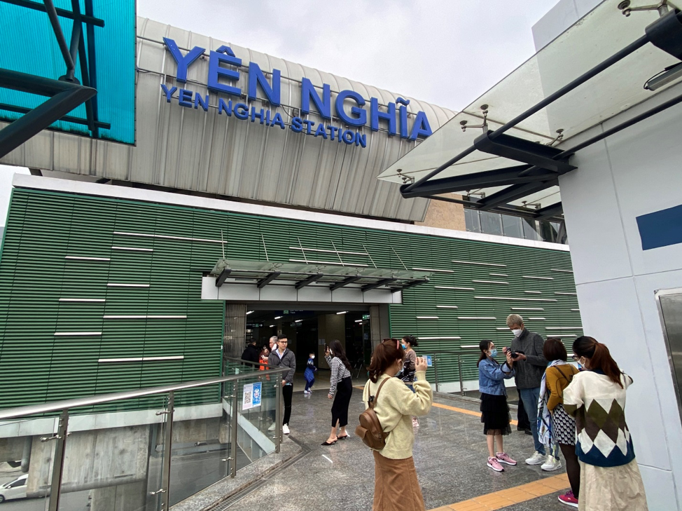 Ga tàu luôn nhộp nhịp