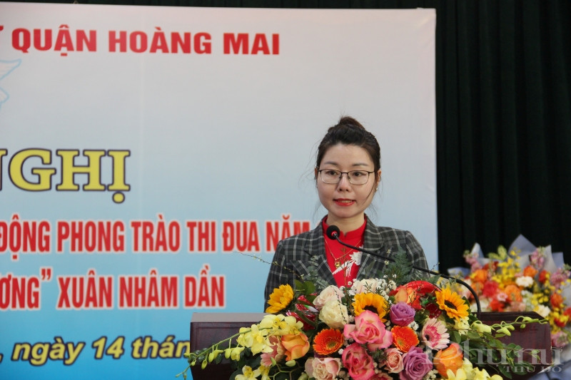 Phó Chủ tịch Hội LHPN quận Hoàng Mai Nguyễn Mai Anh thông tin kết quả hoạt dộng Hội năm 2021. Phó Chủ tịch Hội LHPN quận Hoàng Mai Nguyễn Mai Anh thông tin kết quả hoạt dộng Hội năm 2021.
