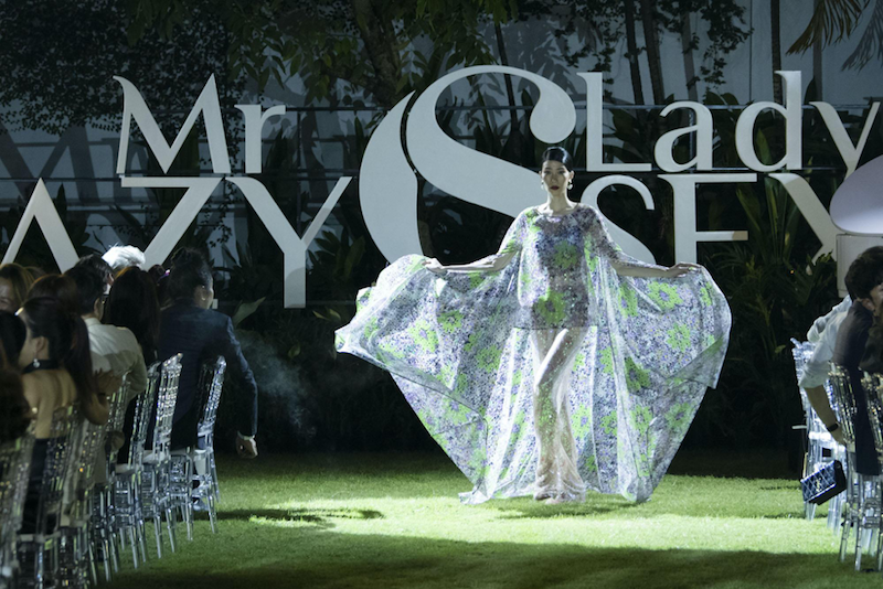 Bộ sưu tập gợi cảm, phóng khoáng nhưng kiêu kỳ và thanh lịch của Mr Crazy & Lady Sexy - ảnh 1