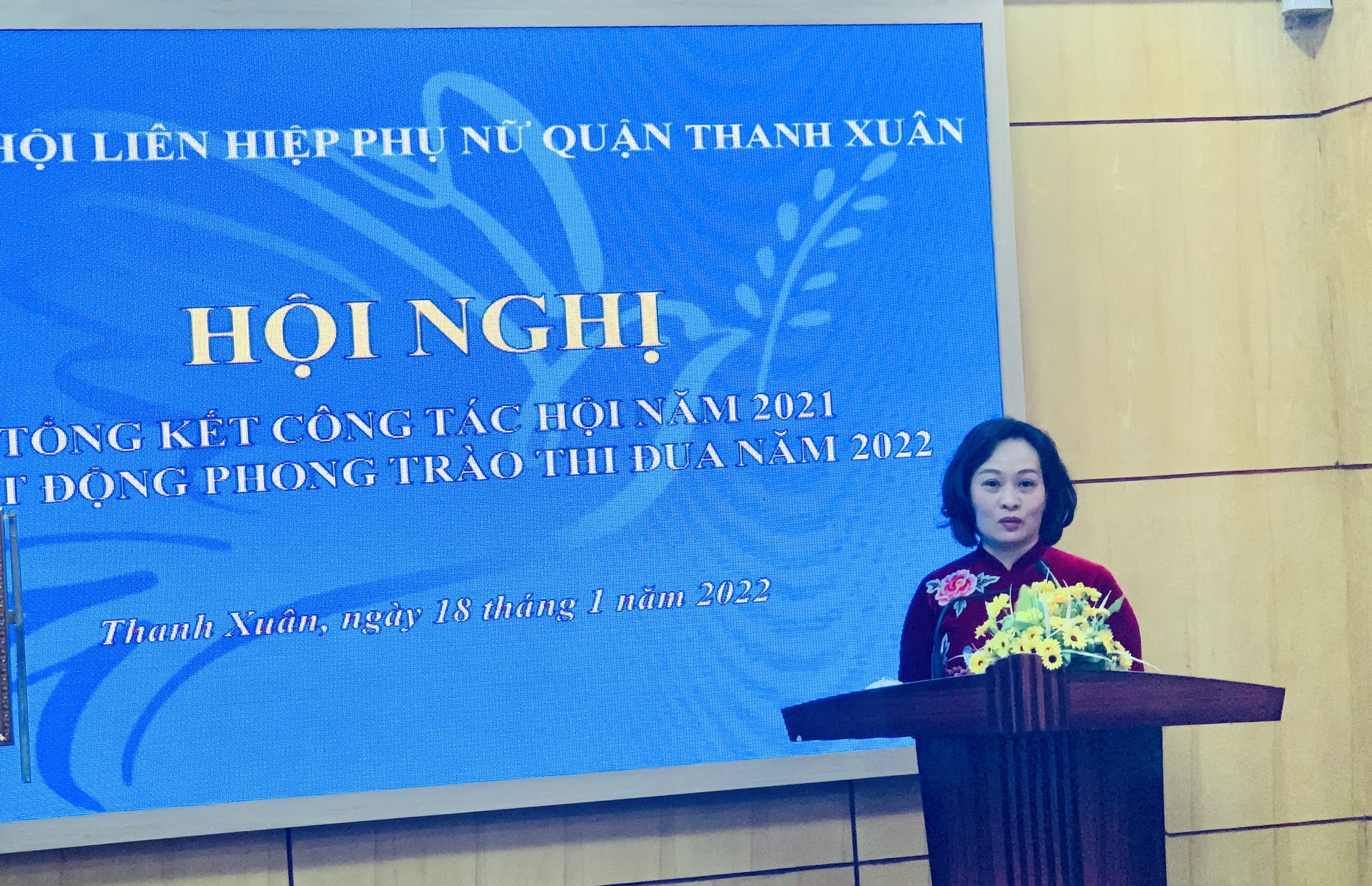 B&agrave; Phạm Thị Thanh Hương, Ph&oacute; Chủ tịch Hội LHPN TP H&agrave; Nội cũng đ&aacute;nh gi&aacute; cao những th&agrave;nh t&iacute;ch đạt được của Hội LHPN quận Thanh Xu&acirc;n.