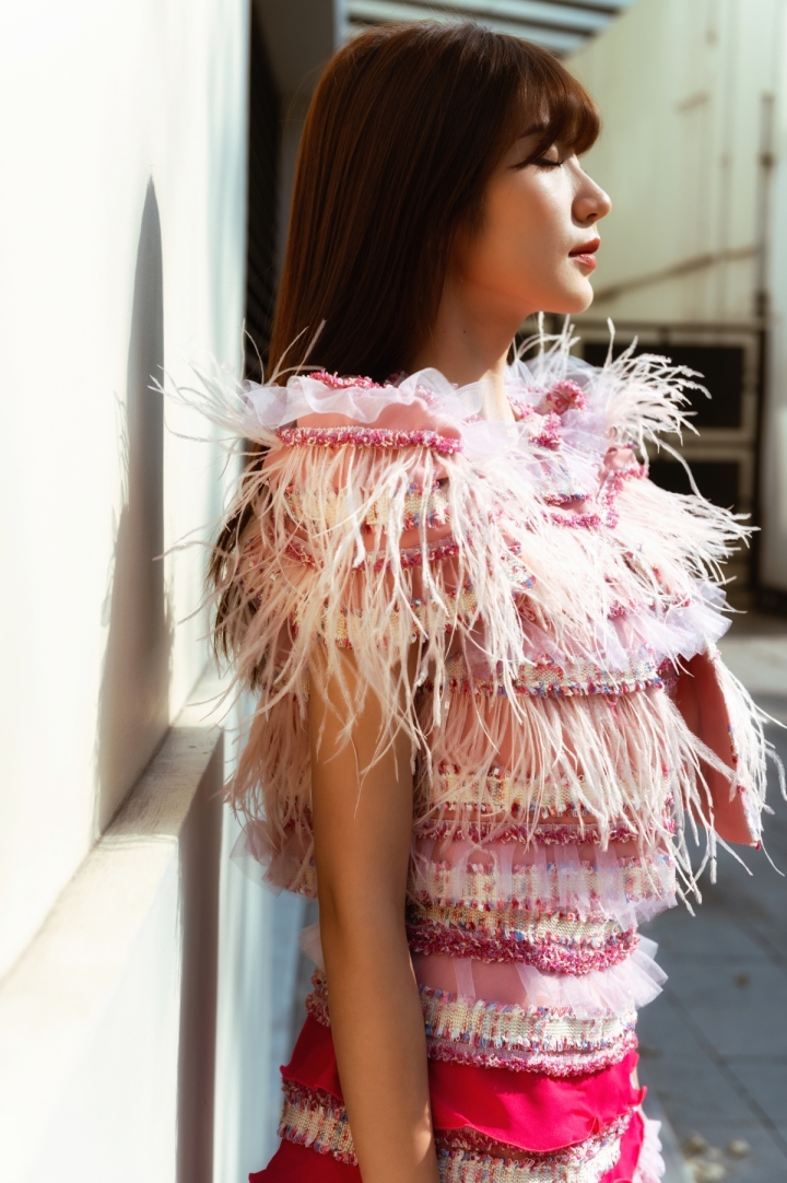 Ngọc Huyền “Thương ngày nắng về” xinh như công chúa - ảnh 2