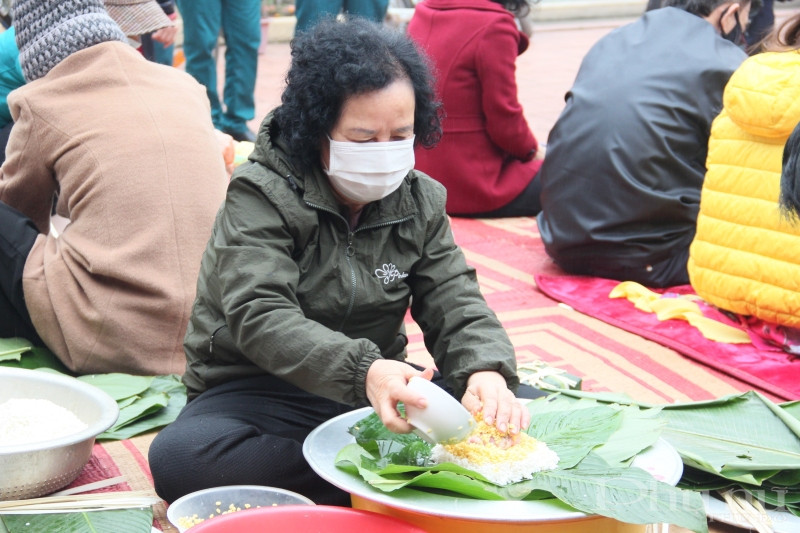 Những “gánh Xuân yêu thương” của phụ nữ phường Tứ Liên, Tây Hồ, Hà Nội - ảnh 11