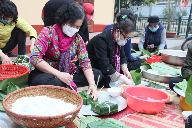 Những “gánh Xuân yêu thương” của phụ nữ phường Tứ Liên, Tây Hồ, Hà Nội - ảnh 6