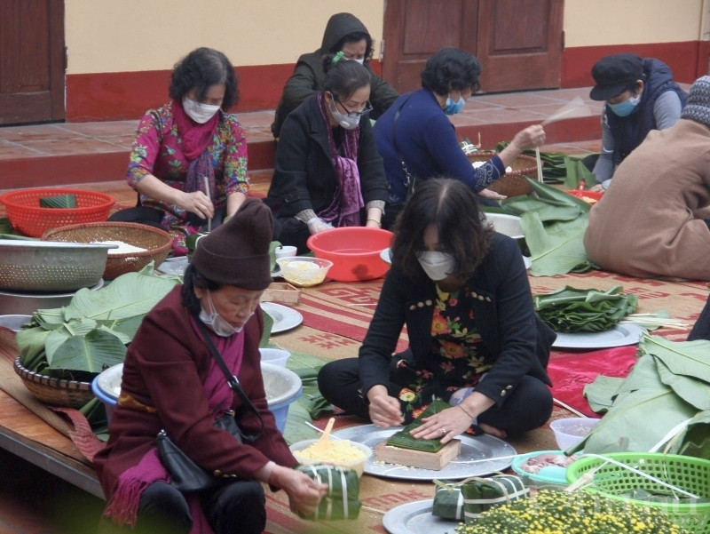 Những “gánh Xuân yêu thương” của phụ nữ phường Tứ Liên, Tây Hồ, Hà Nội - ảnh 15