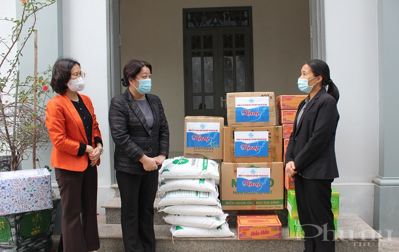 Đồng chí  Nguyễn Thị Thu Thủy,