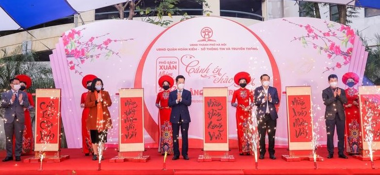 Thông qua các hoạt động của Phố Sách Xuân Nhâm Dần sẽ là điểm hẹn văn hóa của Nhân dân Thủ đô trong dịp Tết Nguyên đán.