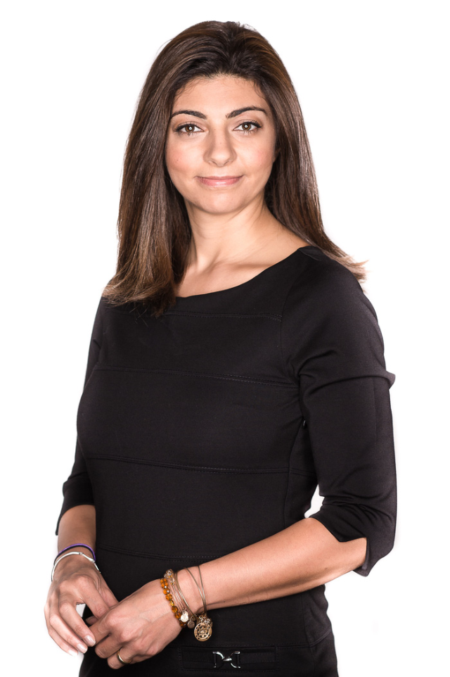 Rana el Kaliouby - người phụ nữ dậy AI cách yêu thương.