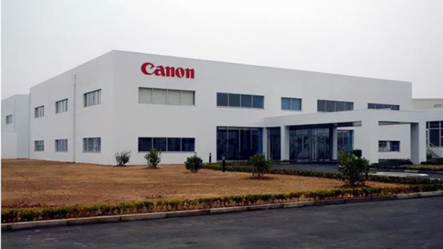 Nhà máy Canon ở Chu Hải, Quảng Đông (Trung Quốc). Nhà máy Canon ở Chu Hải, Quảng Đông (Trung Quốc).