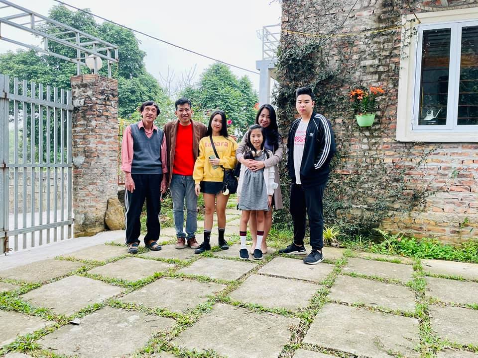 Gia đình nhà văn, nhà báo Hoàng Anh Tú