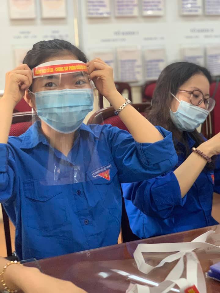 Và gửi đến lực lượng tuyến đầu và các bệnh viện Và gửi đến lực lượng tuyến đầu và các bệnh viện