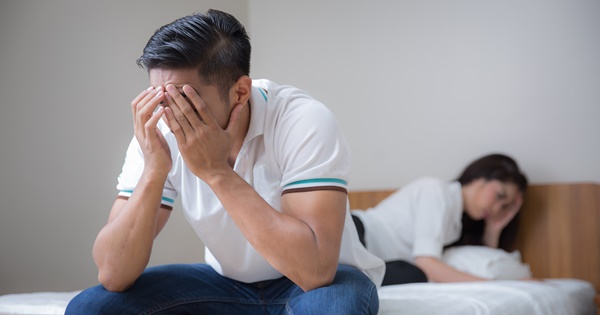 Dù đã tha thứ cho vợ nhưng lòng tôi vẫn rất đau đớn khi nghĩ về lỗi lầm của cô ấy. Dù đã tha thứ cho vợ nhưng lòng tôi vẫn rất đau đớn khi nghĩ về lỗi lầm của cô ấy.