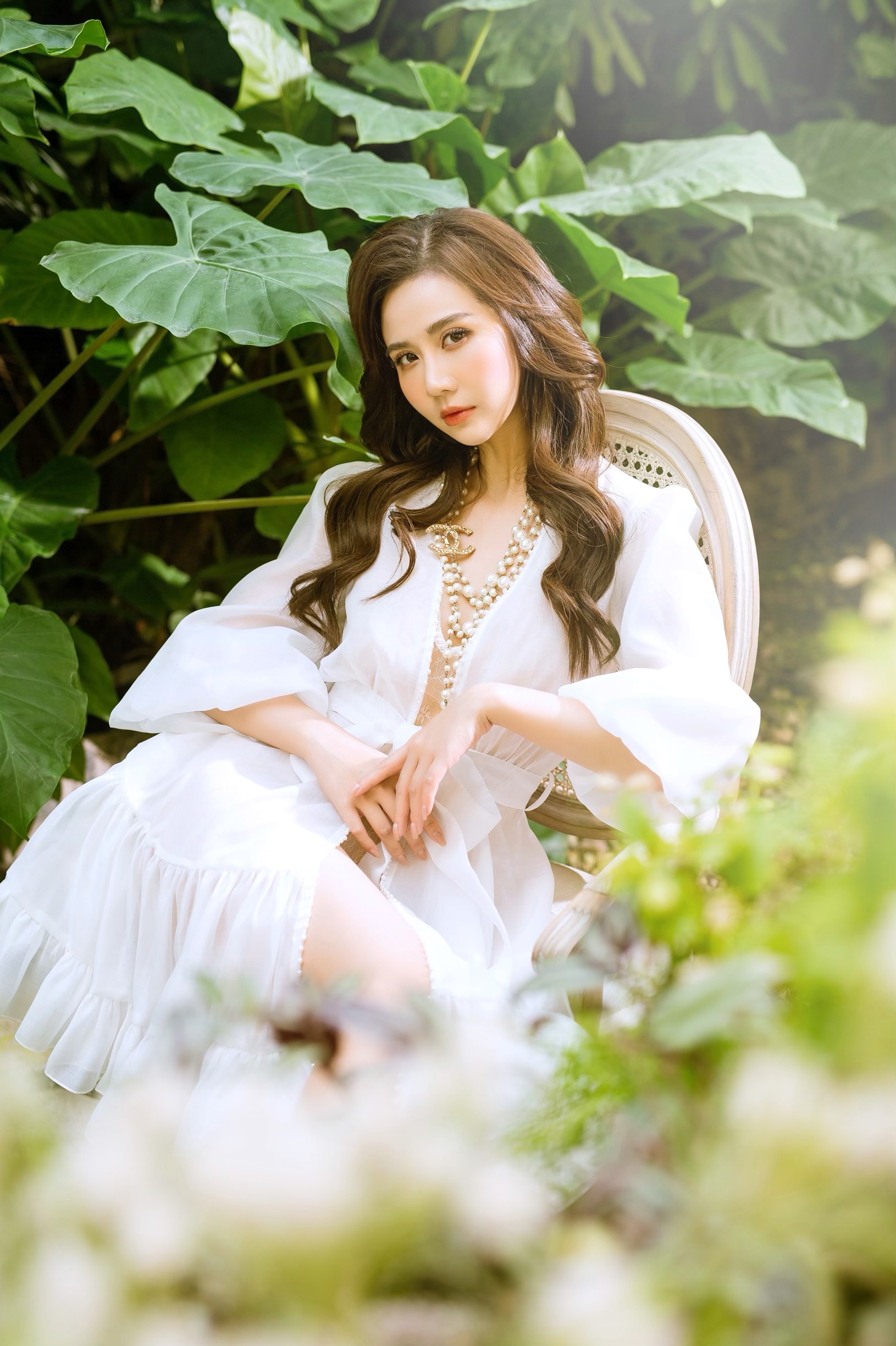 Huyền Lizzie gây bất ngờ với style tiểu thư mơ mộng trong vườn xuân thơ mộng - ảnh 1