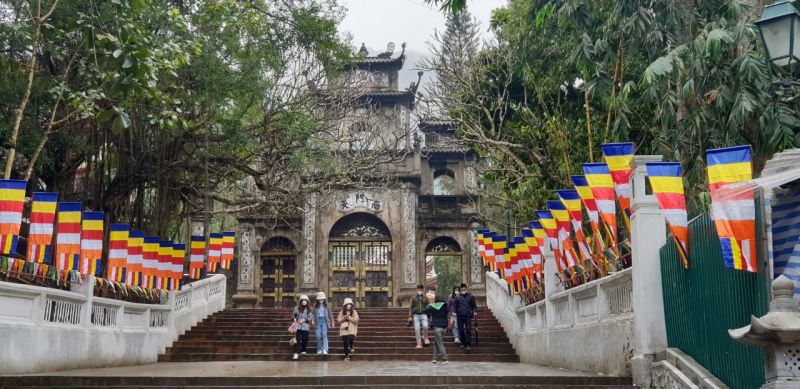Sự yên tĩnh, thanh bình của Chùa Hương những ngày đầu mở cửa trở lại 	Ảnh: TT