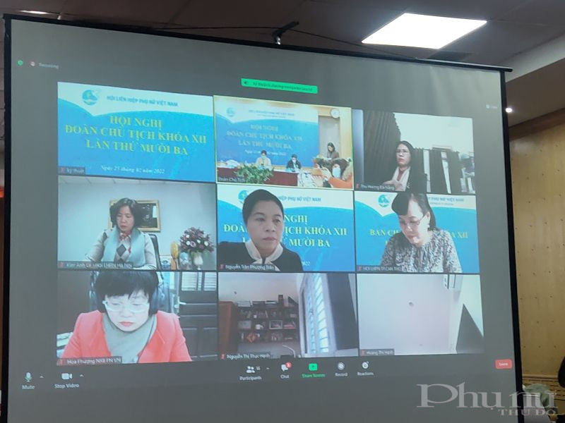 Hội nghị được tổ chức bằng hình thức trực tiếp và trực tuyến nhằm đảm bảo công tác phòng chống dịch