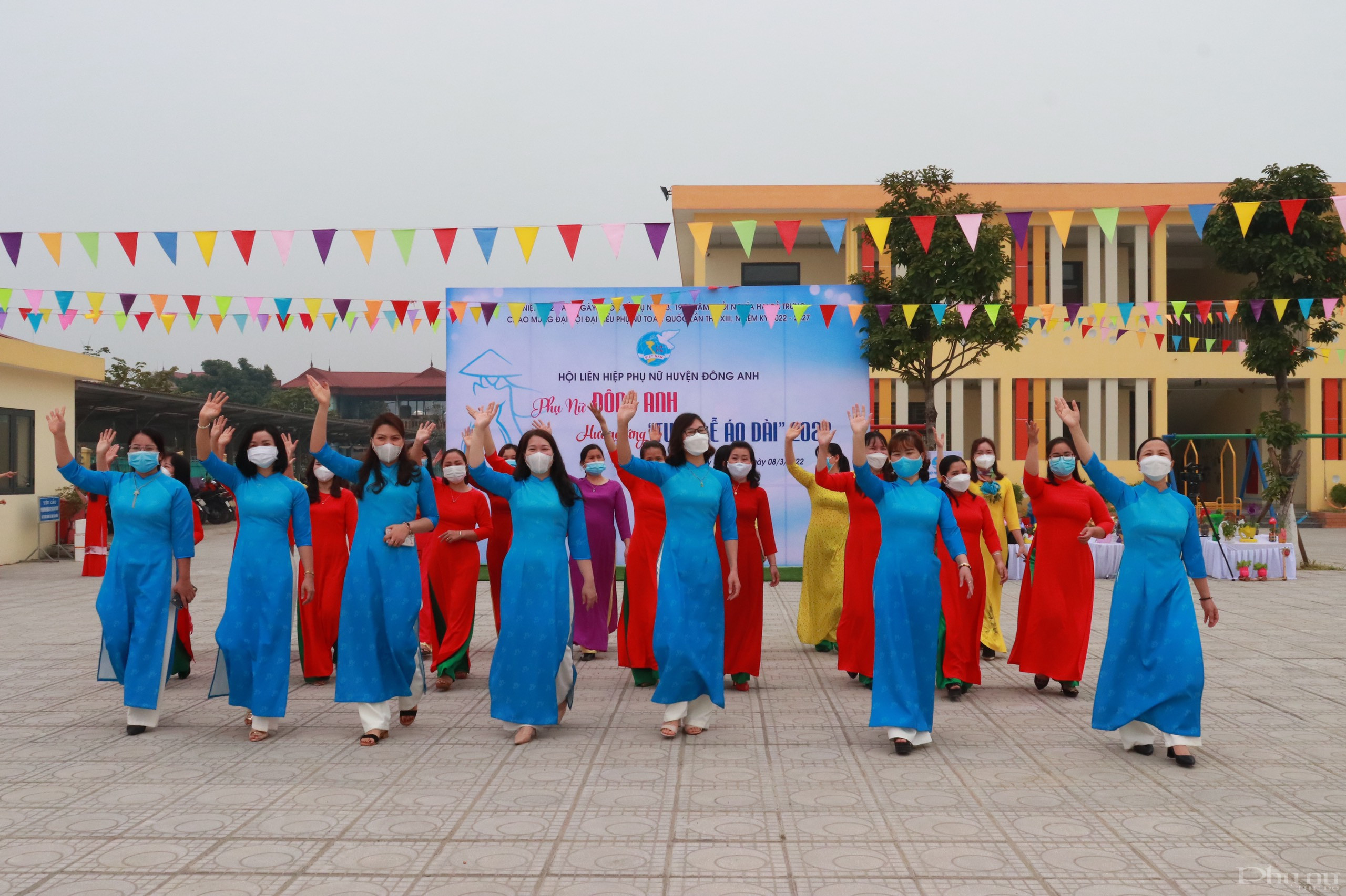 ... Và hưởng ứng tuần lễ áo dài do Hội LHPN TP Hà Nội tổ chức từ 1/3 đến 8/3/2022 ... Và hưởng ứng tuần lễ áo dài do Hội LHPN TP Hà Nội tổ chức từ 1/3 đến 8/3/2022