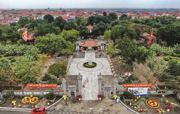 Toàn cảnh khu di tích đền thờ Hai Bà Trưng Toàn cảnh khu di tích đền thờ Hai Bà Trưng