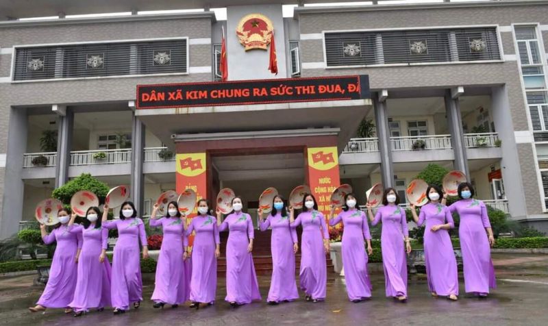 Cán bộ, hội viên phụ nữ Đông Anh lung linh trong dáng áo dài - ảnh 6