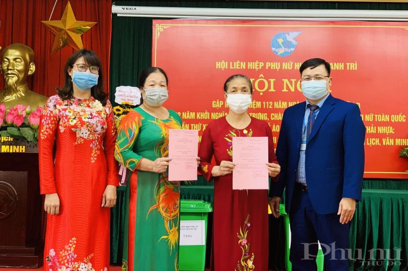Ra mắt mô hình Chi hội phụ nữ ứng xử đẹp, thanh lịch, văn minh và Chi hội Phụ nữ sống xanh, 5 không 3 sạch không rác thải nhựa Ra mắt mô hình Chi hội phụ nữ ứng xử đẹp, thanh lịch, văn minh và Chi hội Phụ nữ sống xanh, 5 không 3 sạch không rác thải nhựa