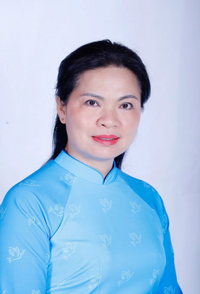 Đồng chí Hà Thị Nga - Ủy viên Trung ương Đảng, Chủ tịch Hội LHPN Việt Nam
