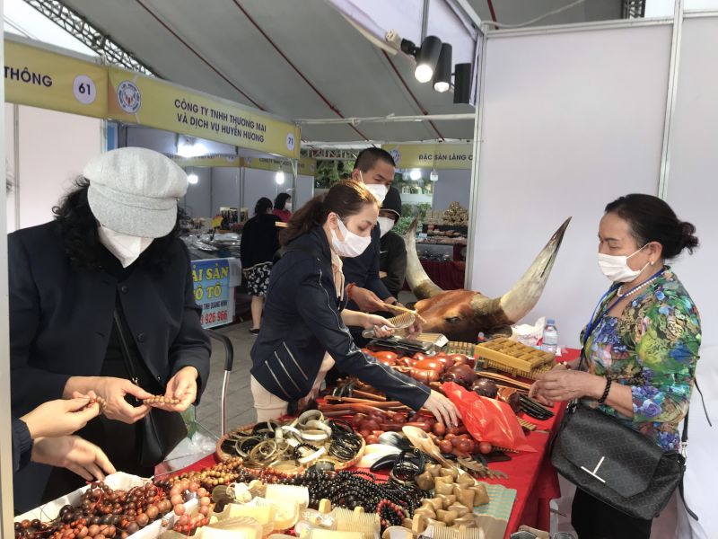 Các gian hàng tham gia Các gian hàng tham gia