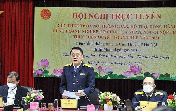 Ông Mai Sơn, Cục trưởng Cục Thuế Hà Nội phát biểu Ông Mai Sơn, Cục trưởng Cục Thuế Hà Nội phát biểu