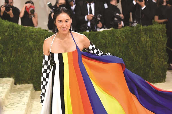 Chen tại Met Gala năm 2021 ở New York. Chen tại Met Gala năm 2021 ở New York.