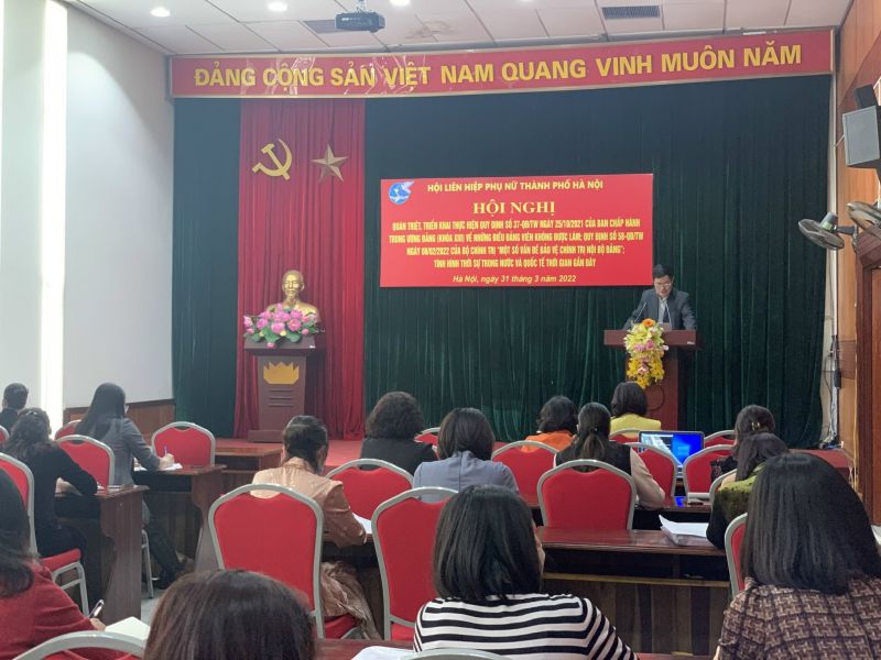 Hội LHPN Hà Nội: Quán triệt 2 Quy định liên quan đến bảo vệ chính trị nội bộ Đảng và những điều đảng viên không được làm - ảnh 1