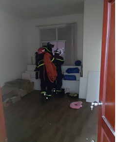 Cảnh sát cứu hộ đang