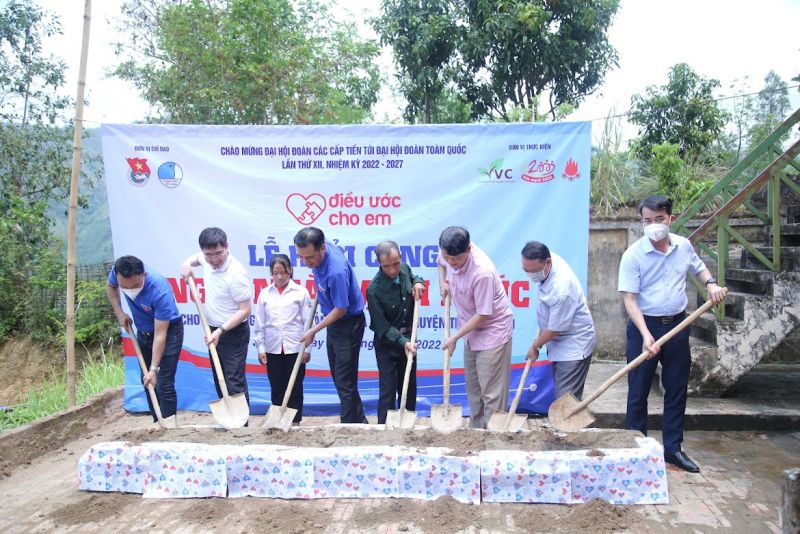 Khởi công công trình “Ngôi nhà hạnh phúc” cho em Quàng Thị Hiền (bản Kia, xã Liệp Tè, huyện Thuận Châu, tỉnh Sơn La)