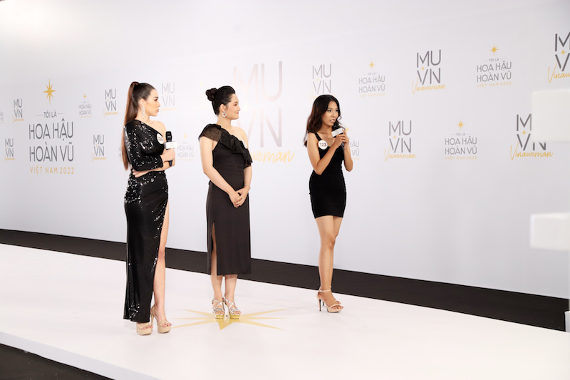 Các thí sinh tham gia phần phỏng vấn