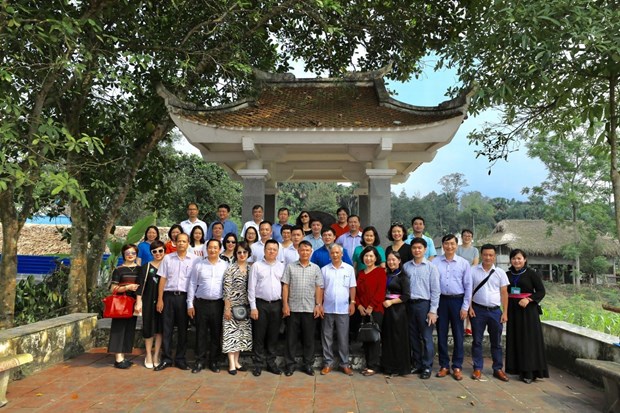 Đoàn đại biểu Thông tấn xã Việt Nam tại Khu di tích lịch sử quốc gia 